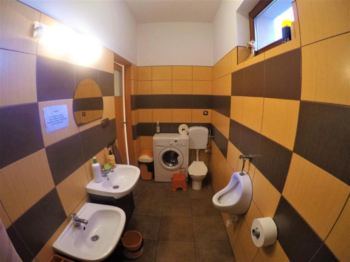 Pokoje Goscinne, Mieszkanie Na Wynajem W Swidniku K Lublina Świdnik Exterior foto
